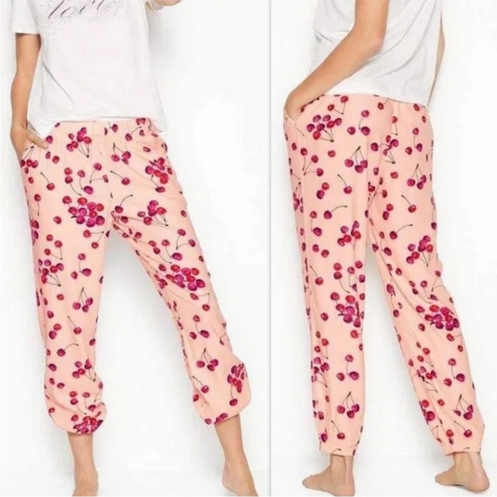 Victorias Secret Cherry Print Pajama Bottoms. Size Large.‎